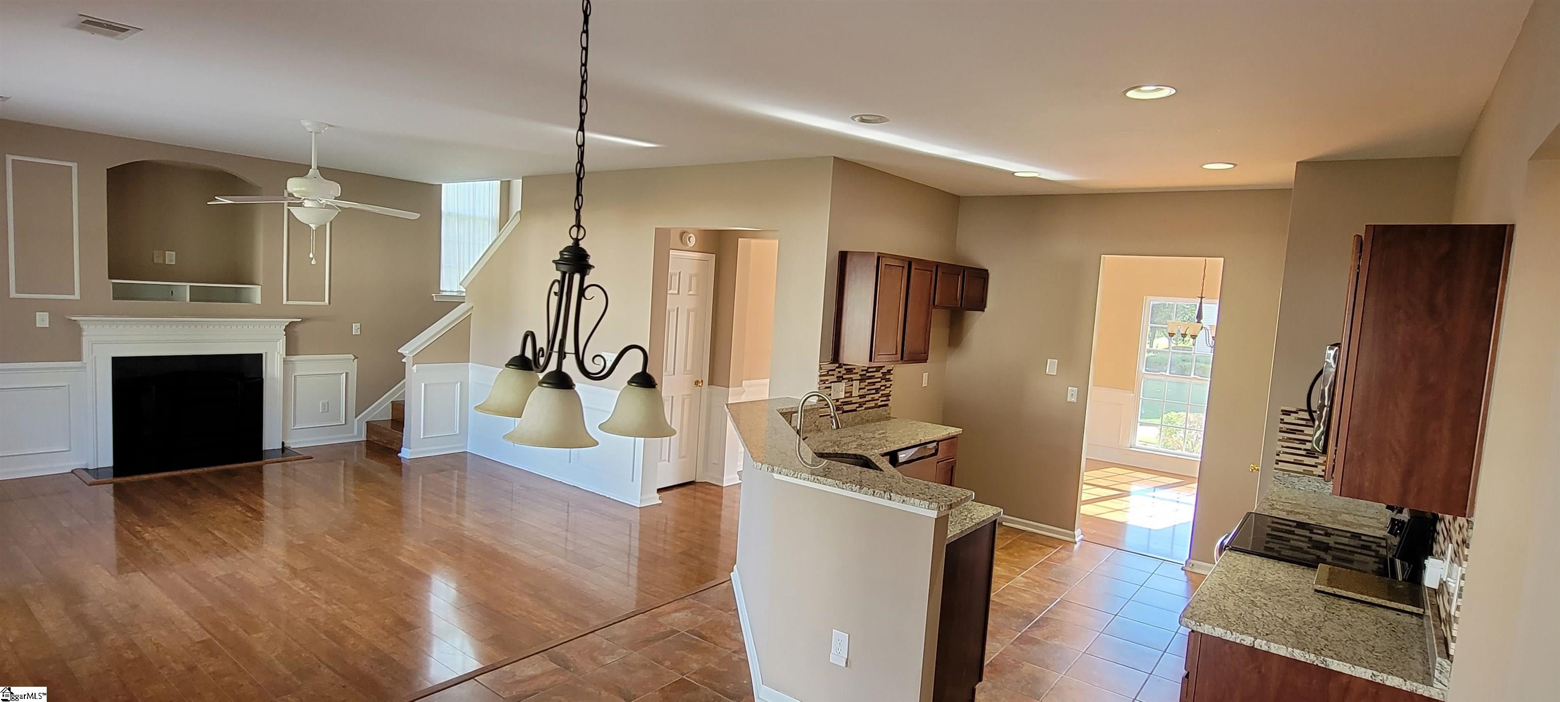 400 Middleshare Drive Mauldin, SC 29662 - Photo 8 of 36 Gallery Image 8