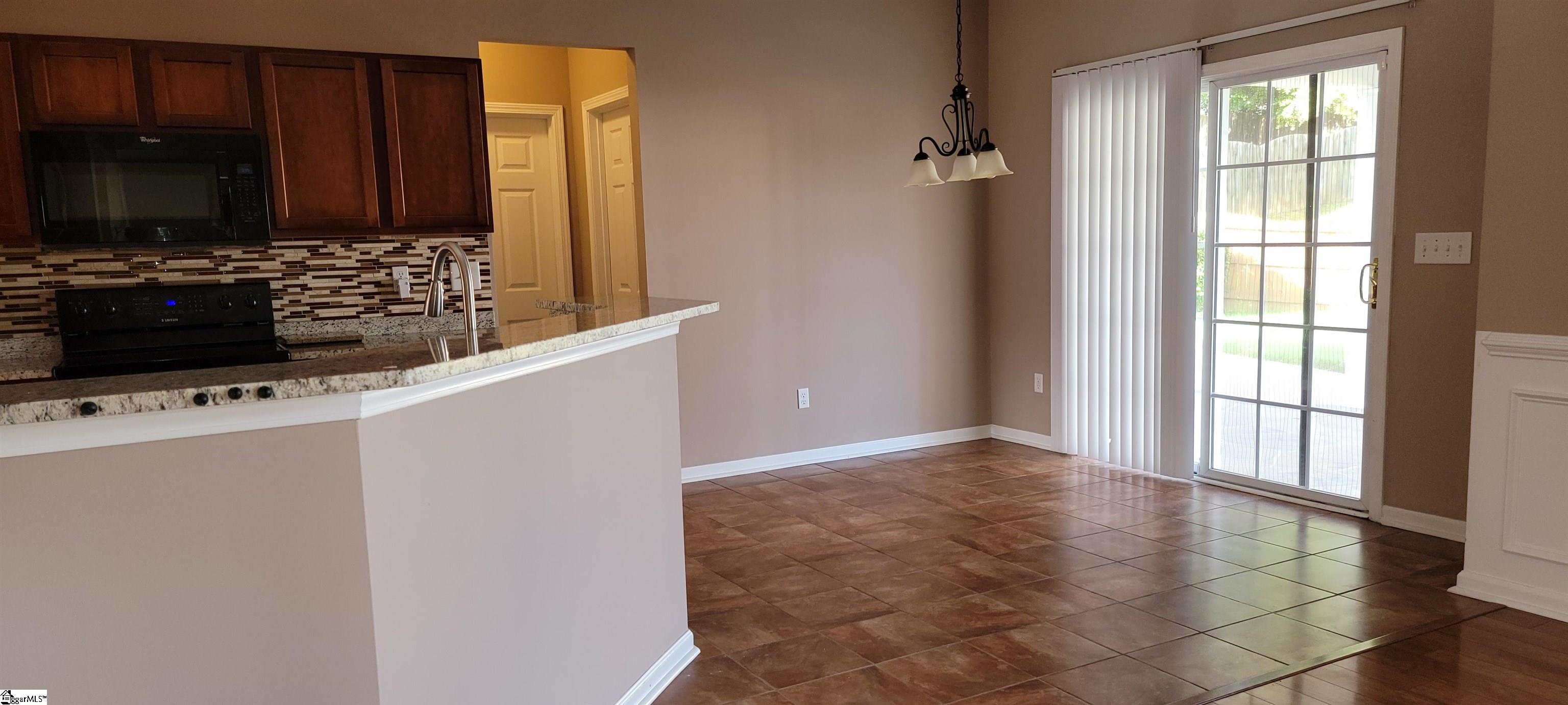 400 Middleshare Drive Mauldin, SC 29662 - Photo 9 of 36 Gallery Image 9