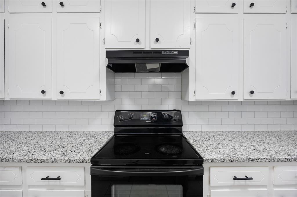 1322 Willow Wood Court Irving, TX 75060 - Photo 12 of 31