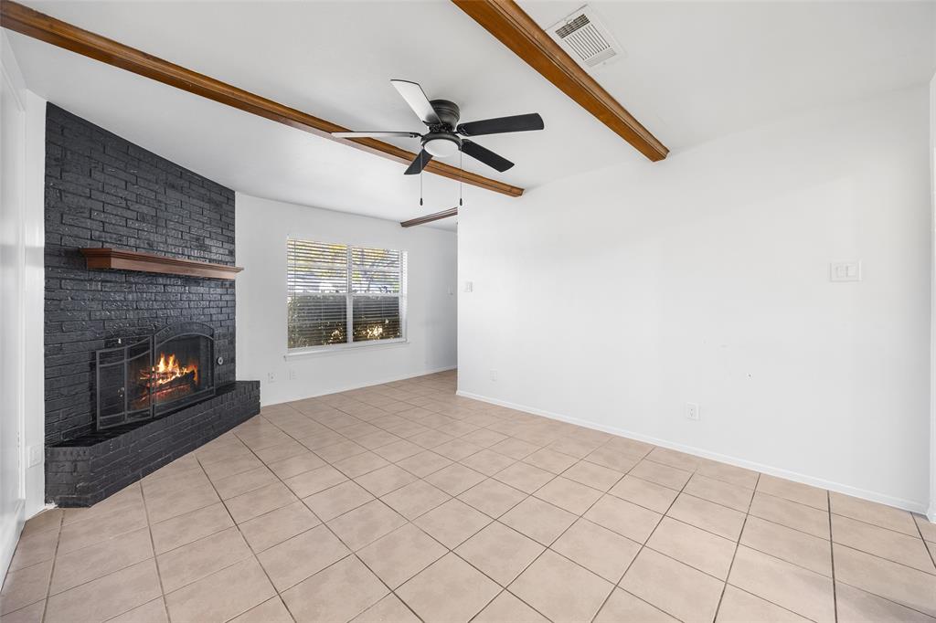 1322 Willow Wood Court Irving, TX 75060 - Photo 3 of 31