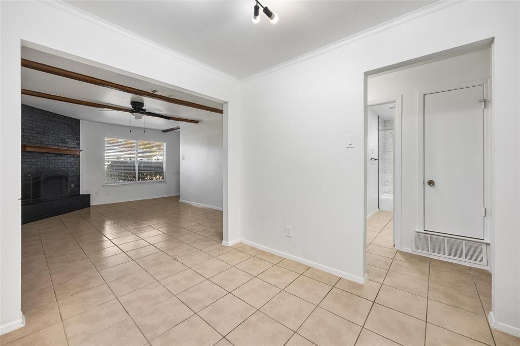 1322 Willow Wood Court Irving, TX 75060 - Photo 7 of 31