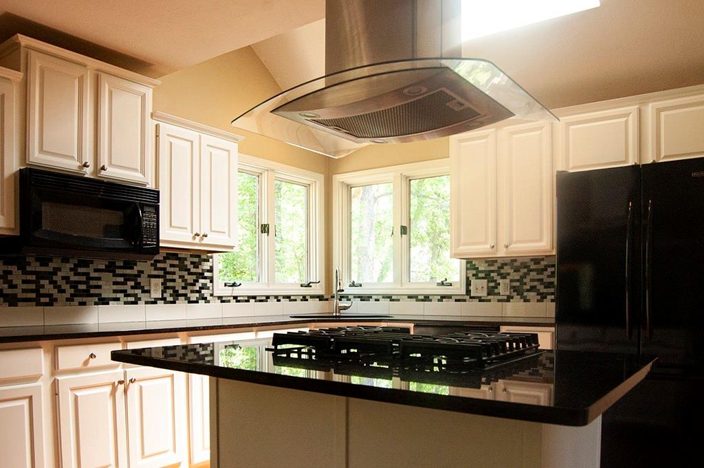 5182 Timber Ridge Drive Columbus, IN 47201 - Photo 9 of 21 Gallery Image 9