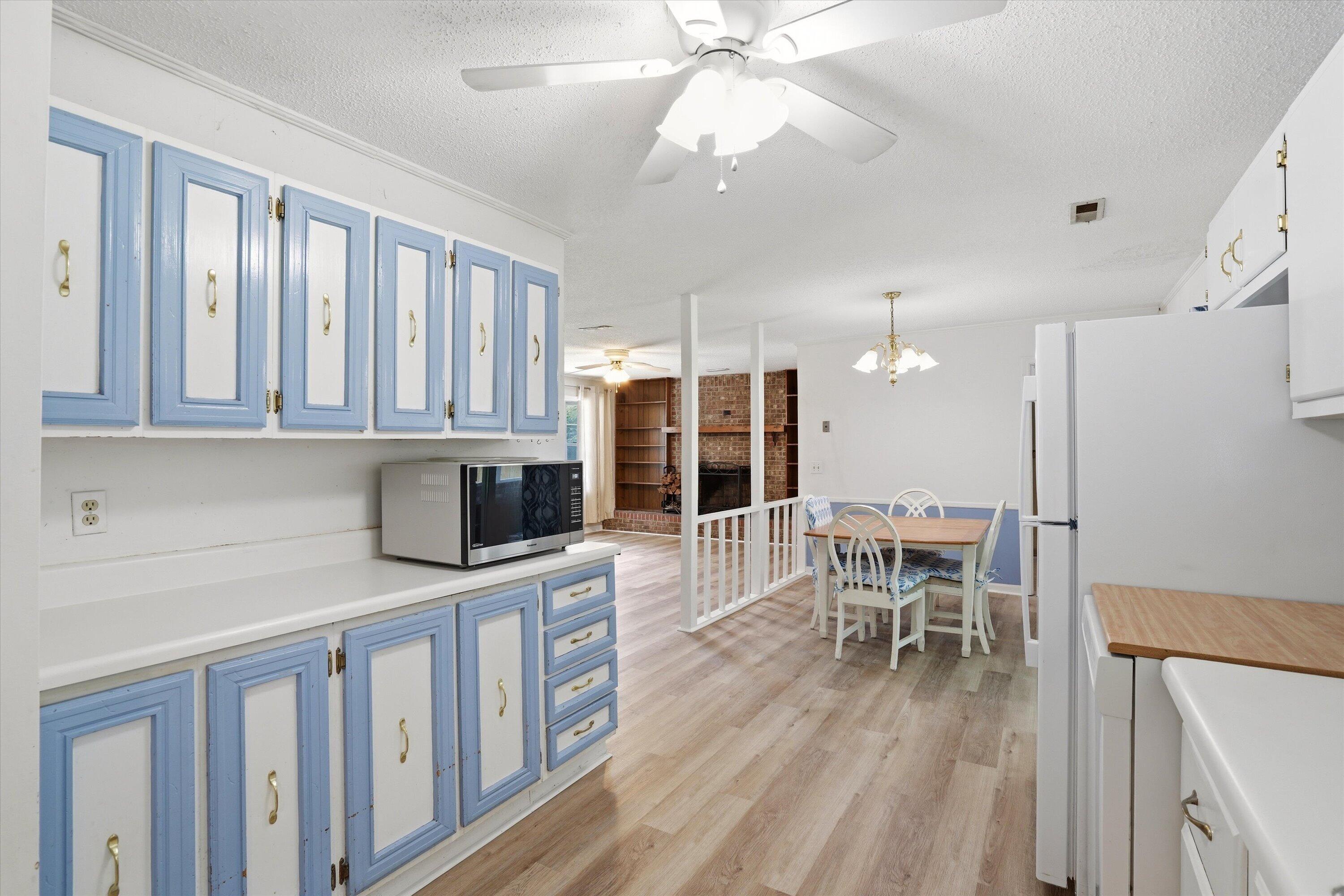 227 Farm Road Goose Creek, SC 29445 - Photo 10 of 36 Country blue cabinet accents