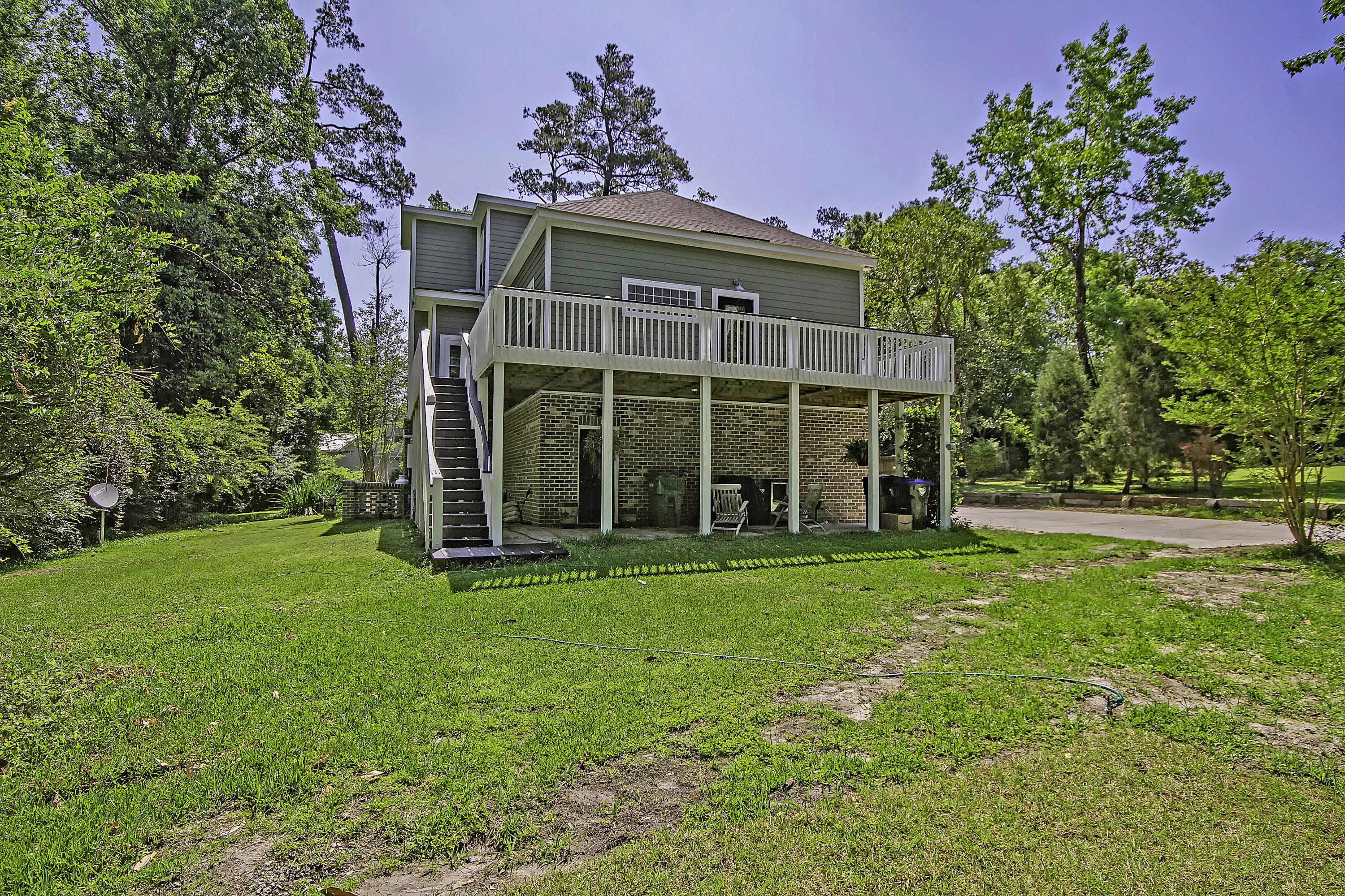 118 Spring Road Summerville, SC 29483 - Photo 11 of 57 118 Sprin backyardg
