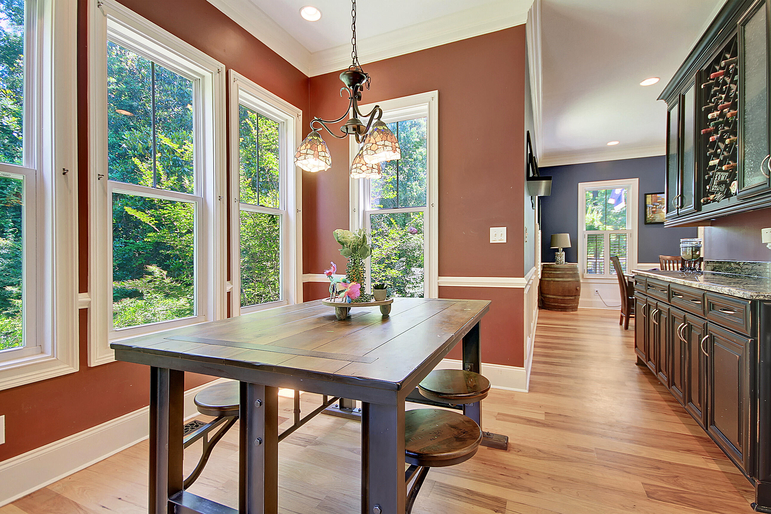 118 Spring Road Summerville, SC 29483 - Photo 26 of 57 Breakfast area