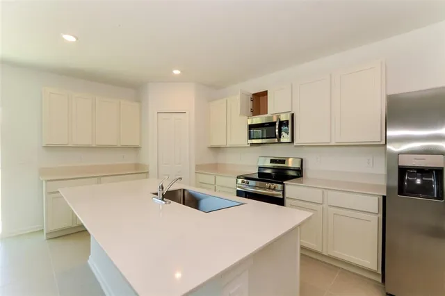 $2,095 | 2219 Crown Rock Bluff, Haines City, FL 33844