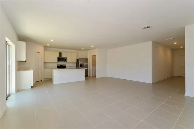 $2,095 | 2219 Crown Rock Bluff, Haines City, FL 33844