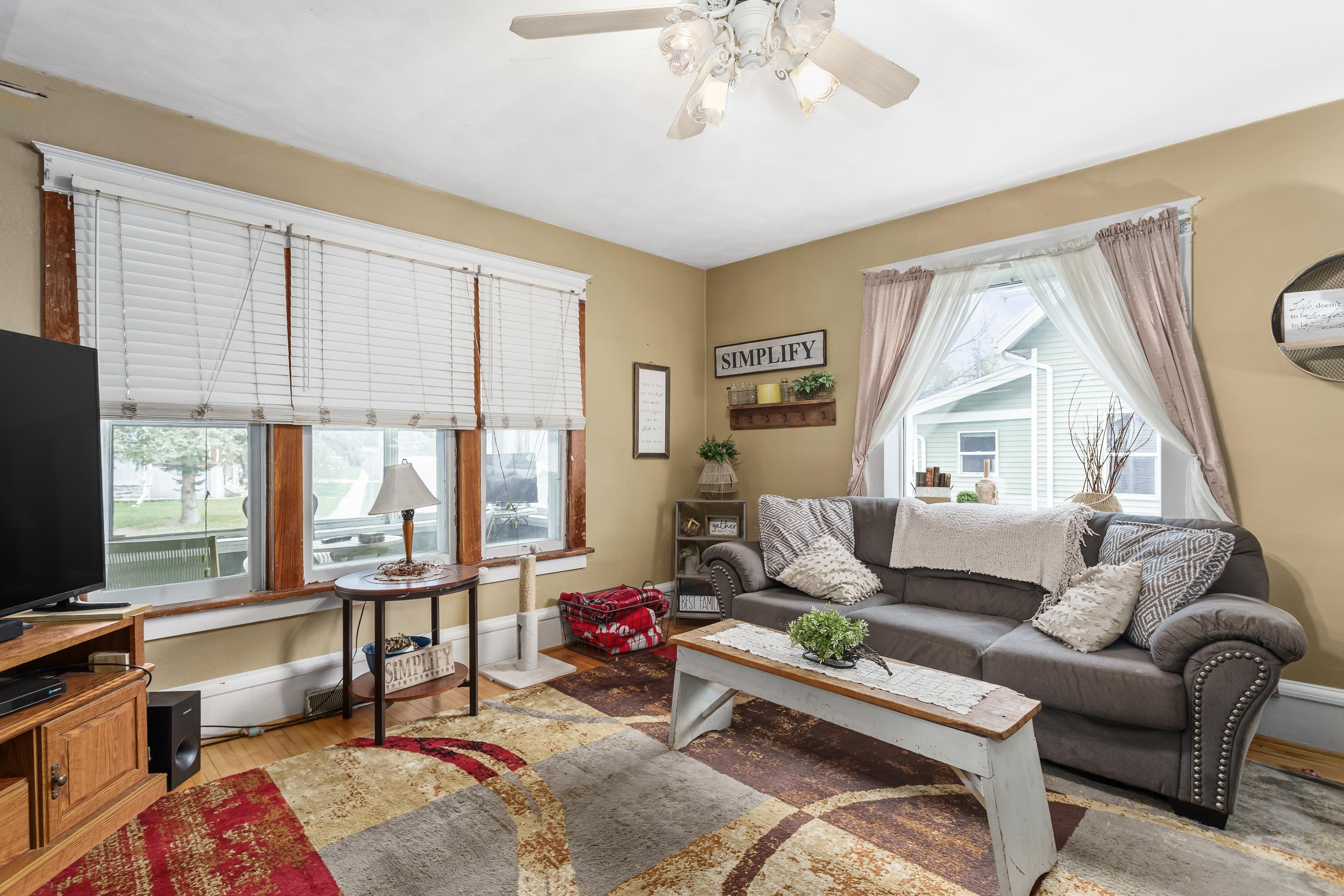 300 Rounsville Street Waupun, WI 53963 - Photo 13 of 36