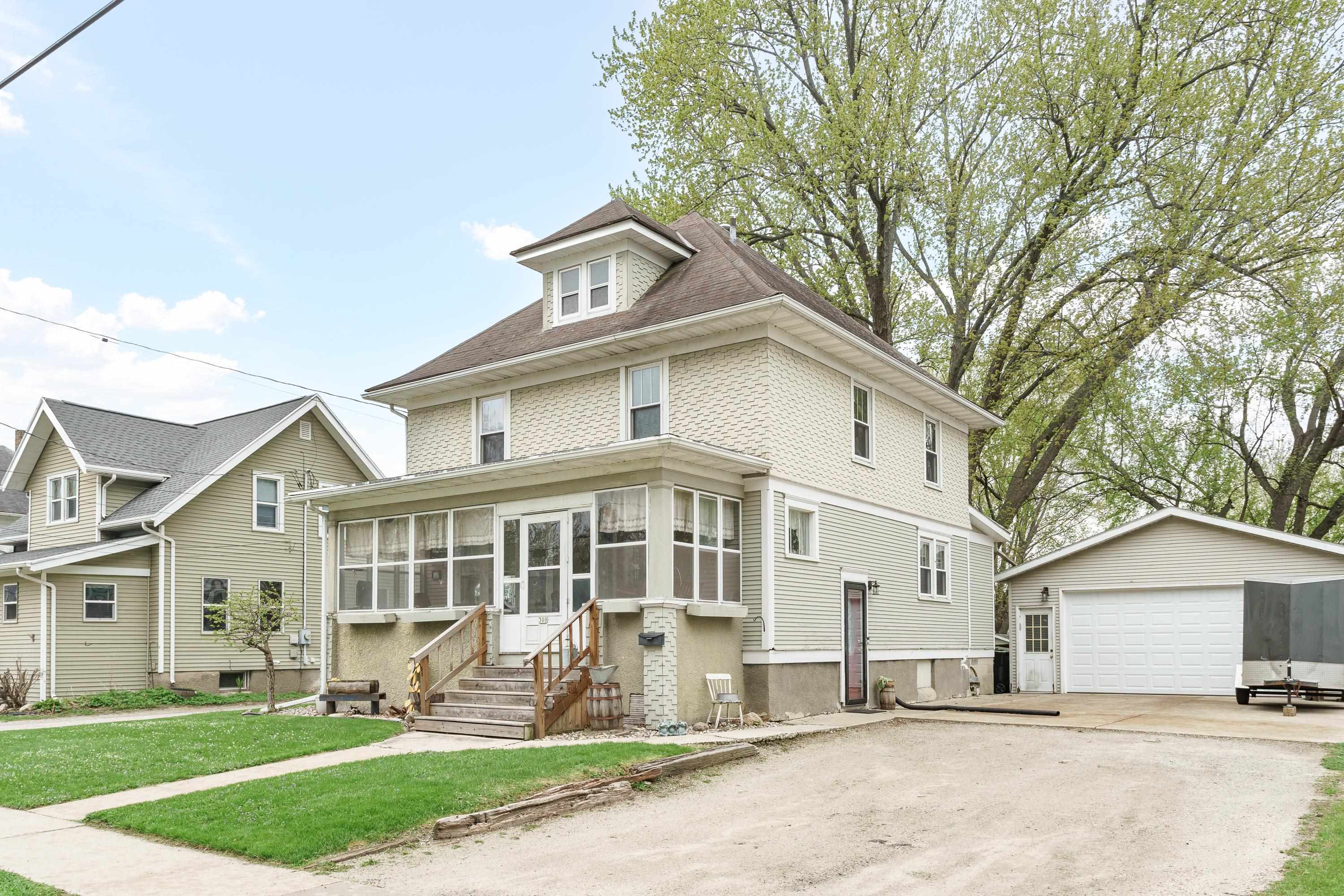 300 Rounsville Street Waupun, WI 53963 - Photo 2 of 36