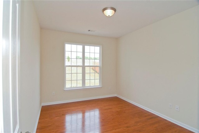 108 Timlin Drive Greenville, SC 29607 - Photo 9 of 25 Gallery Image 9