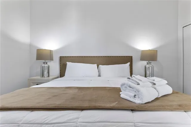 a view of entryway with a small space