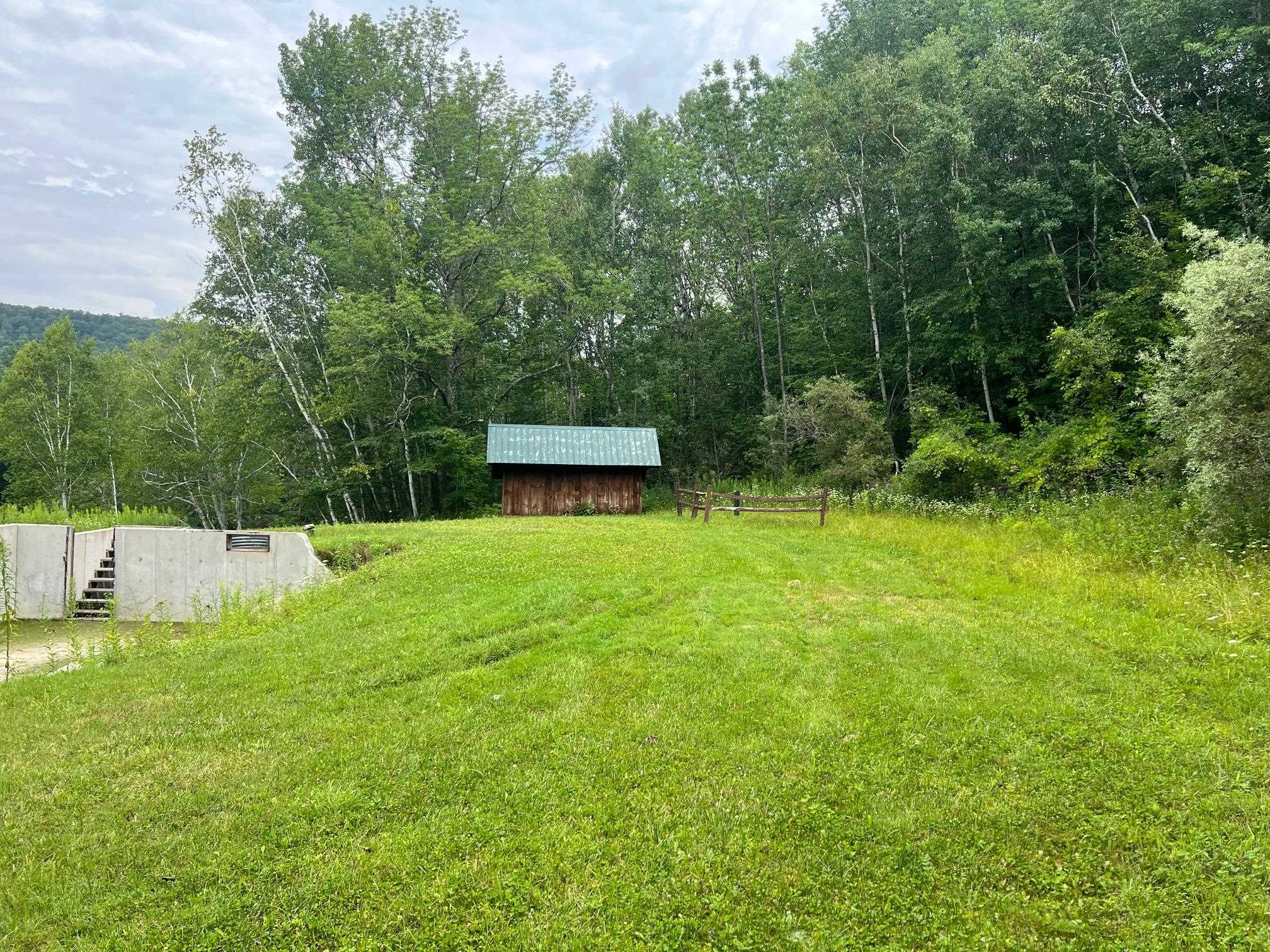 2506 Danby Mountain Road Dorset, VT 05251 - Photo 17 of 27