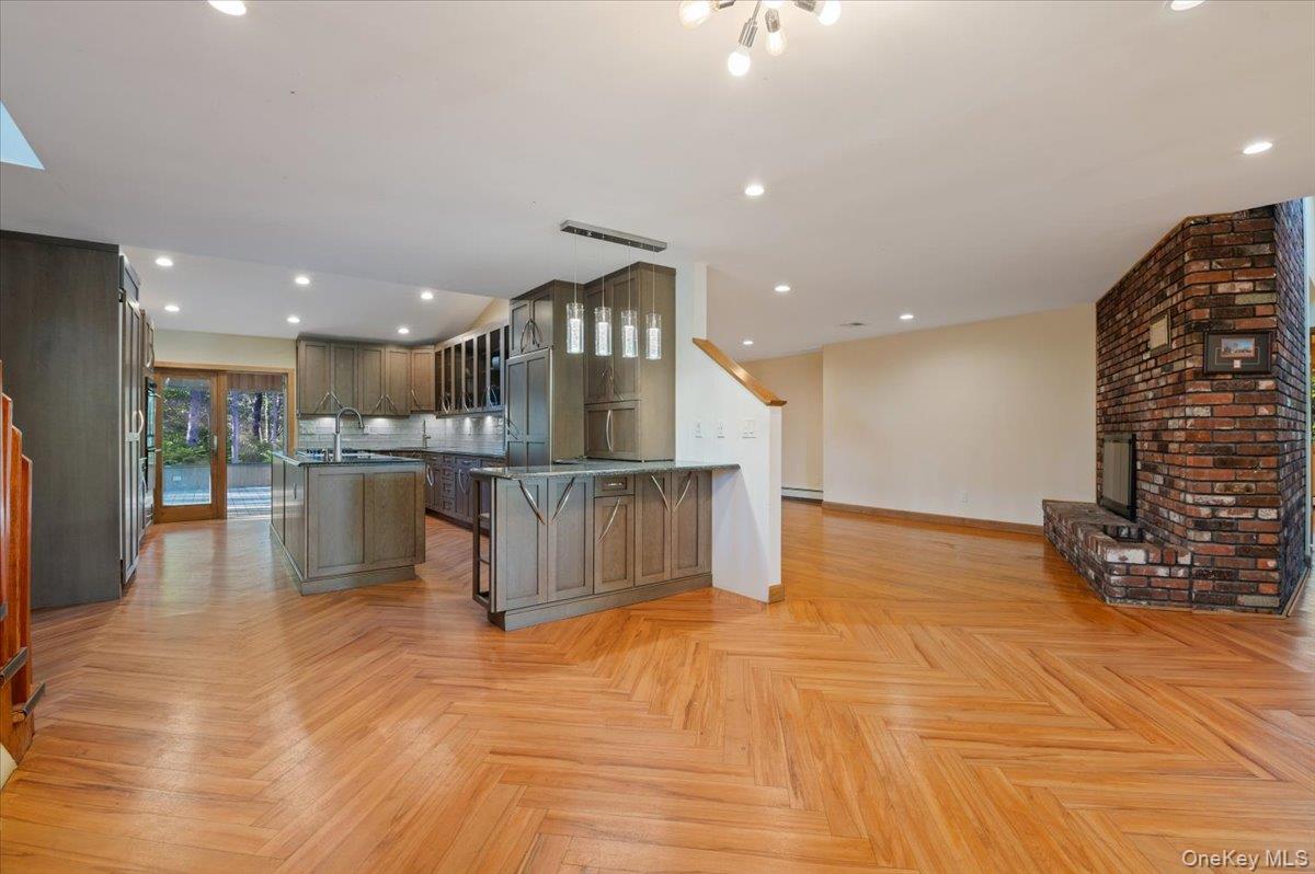 151 Seaman Neck Road Dix Hills, NY 11746 - Photo 9 of 35