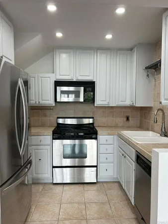 $549,000 | 4040 Porte La Paz, Unit 75, San Diego, CA 92122