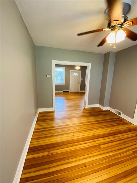 3821 Evergreen Road Pittsburgh, PA 15214 - Photo 7 of 20 Better angle to show size and location of dining area.