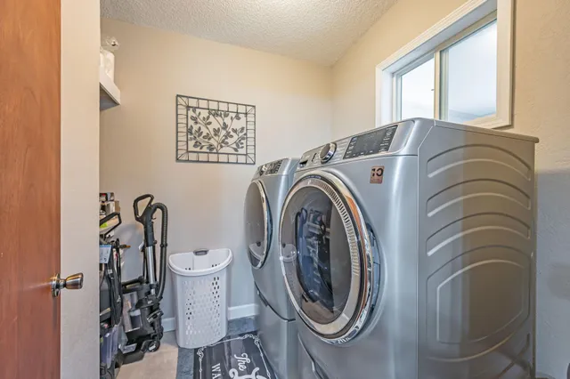 $232,500 | 104 Elm Street Northwest, Sleepy Eye, MN 56085