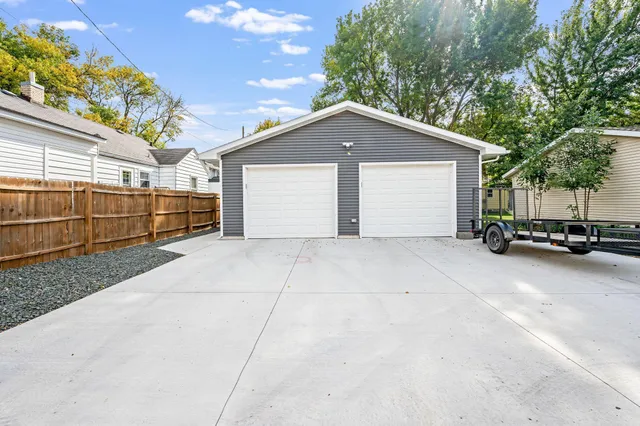 $232,500 | 104 Elm Street Northwest, Sleepy Eye, MN 56085