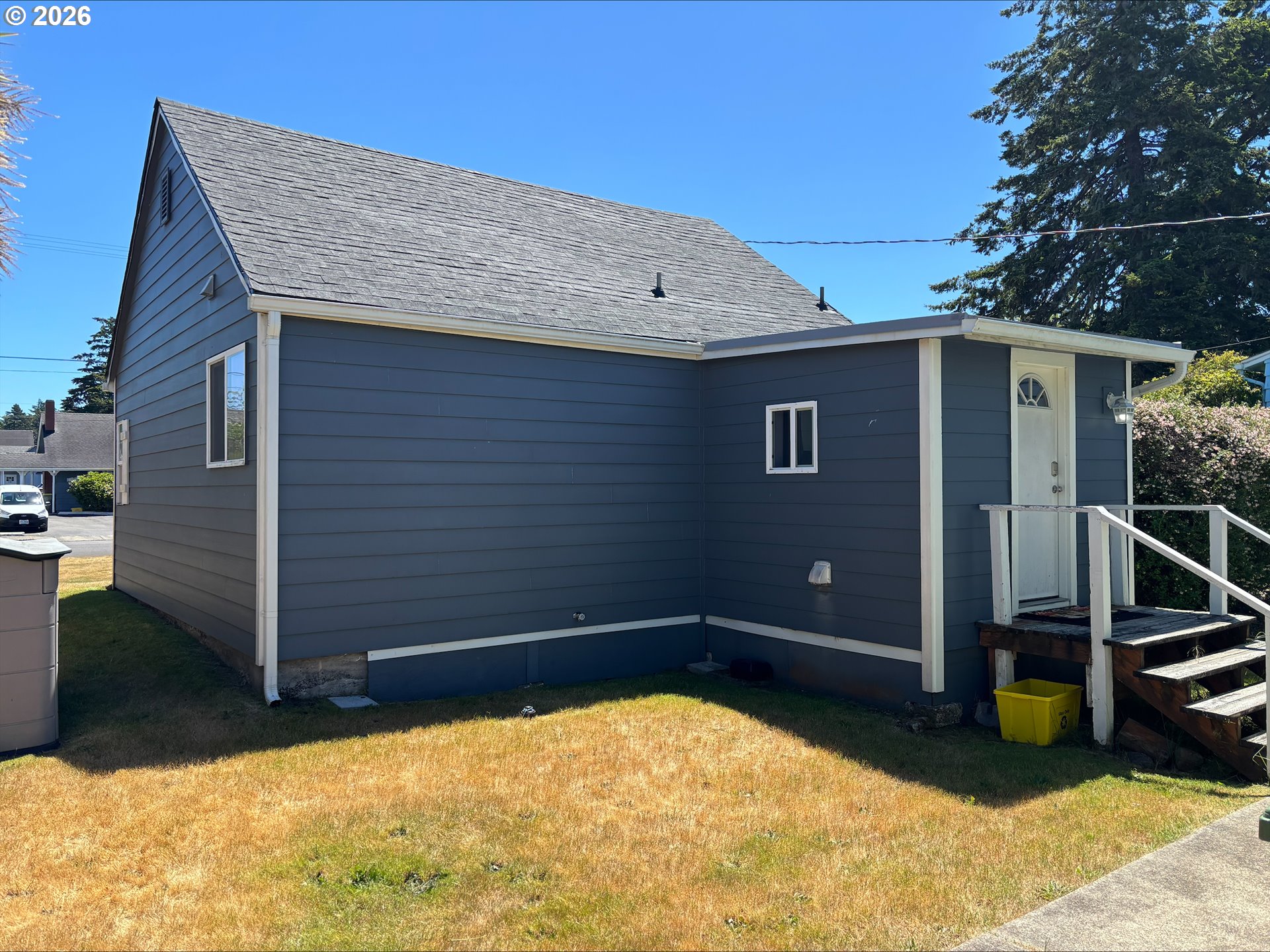 467 Kingwood Street Florence, OR 97439 - Photo 4 of 15