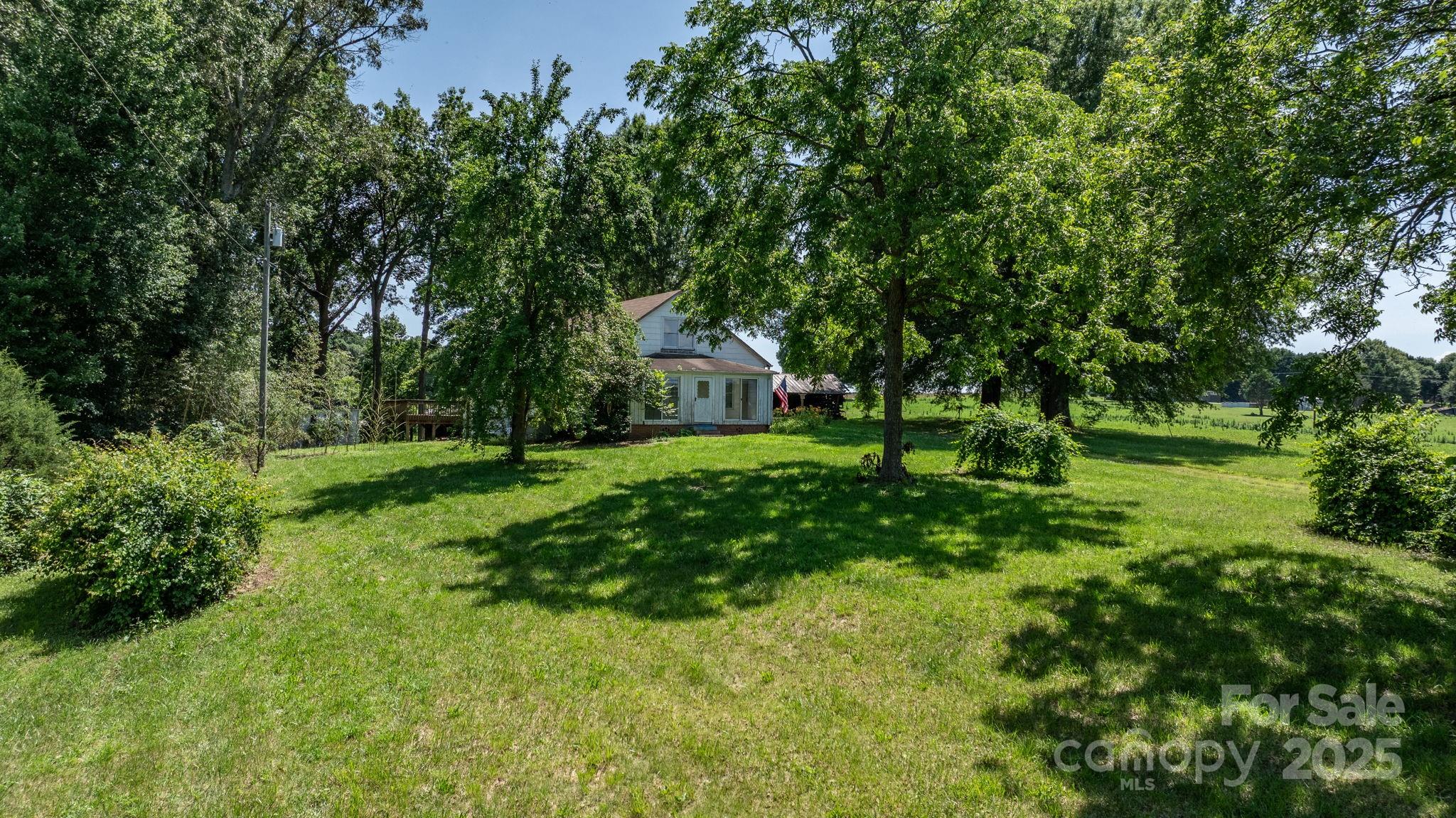 5560 Springs Road Conover, NC 28613 - Photo 2 of 45 Gallery Image 2