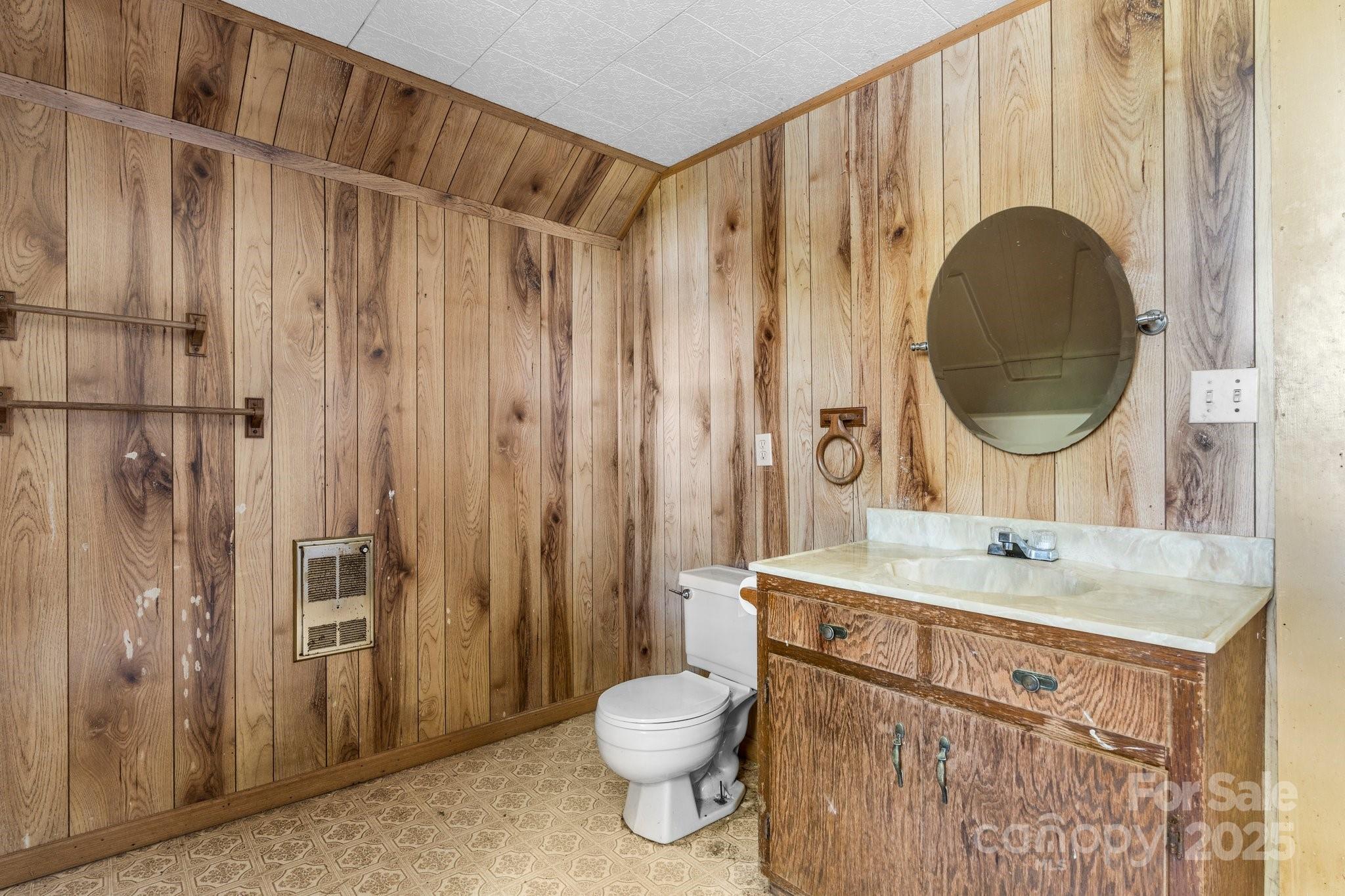 5560 Springs Road Conover, NC 28613 - Photo 44 of 45 Gallery Image 44