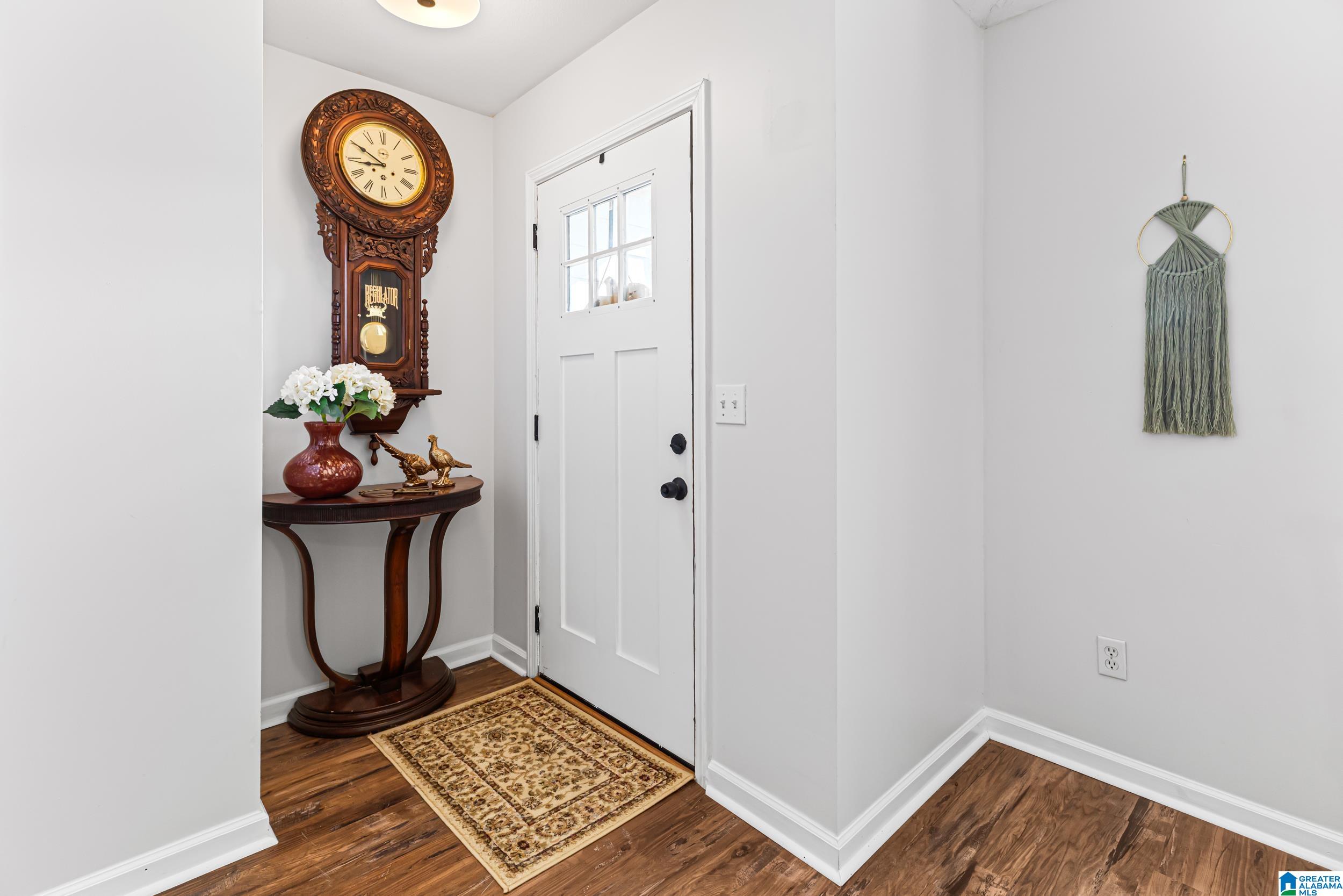 302 Mills Way Pelham, AL 35124 - Photo 5 of 24