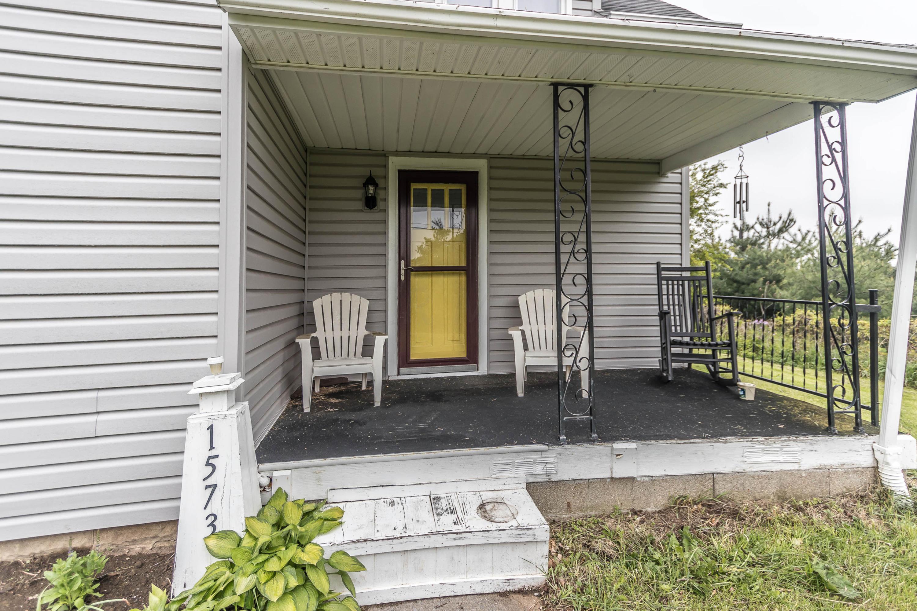 1573 Hanover Road Delaware, OH 43015 - Photo 7 of 44