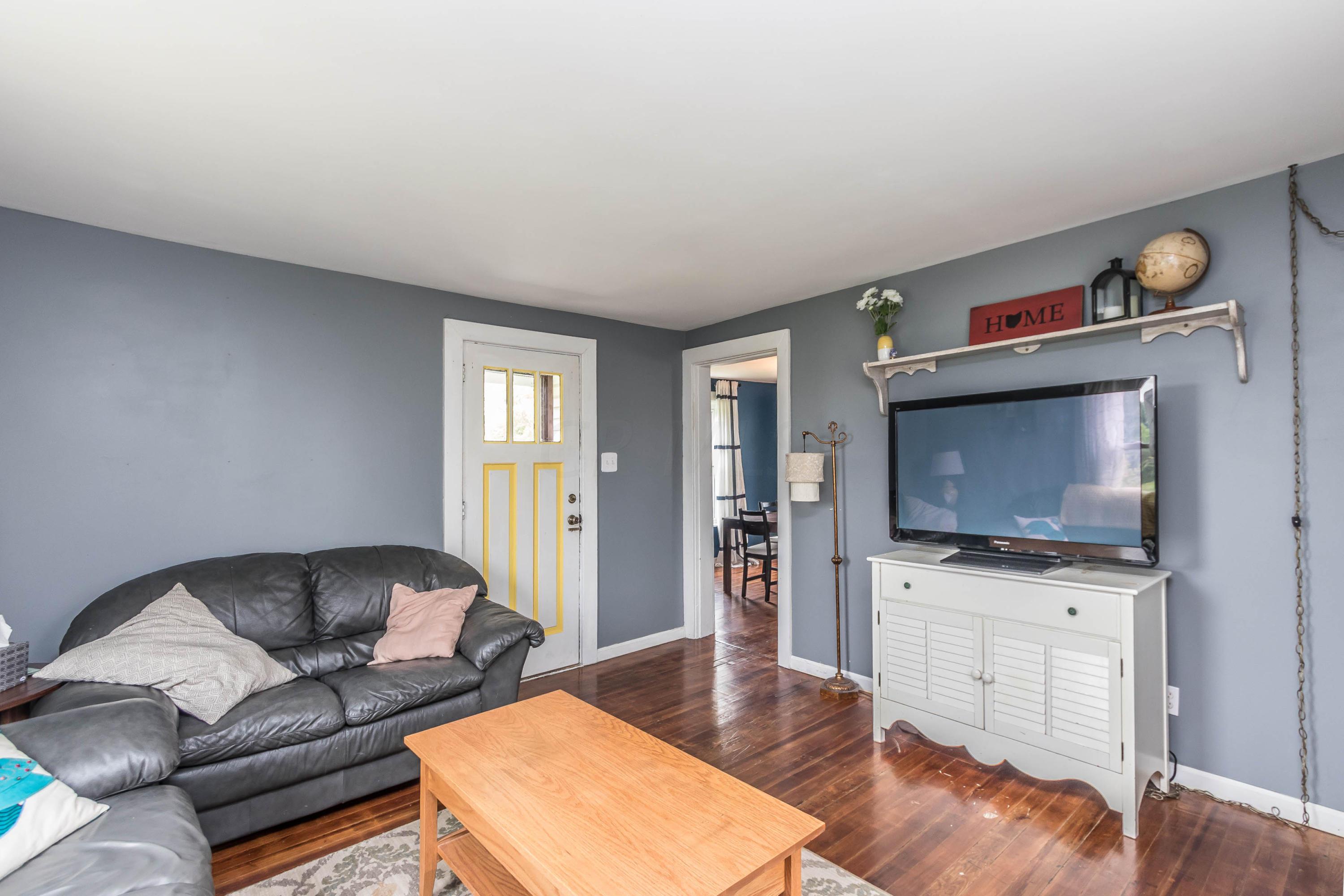 1573 Hanover Road Delaware, OH 43015 - Photo 10 of 44