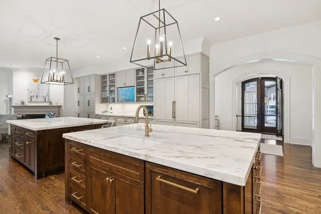 $8,900,000 | 834 Tyne Valley Court, Nashville, TN 37220