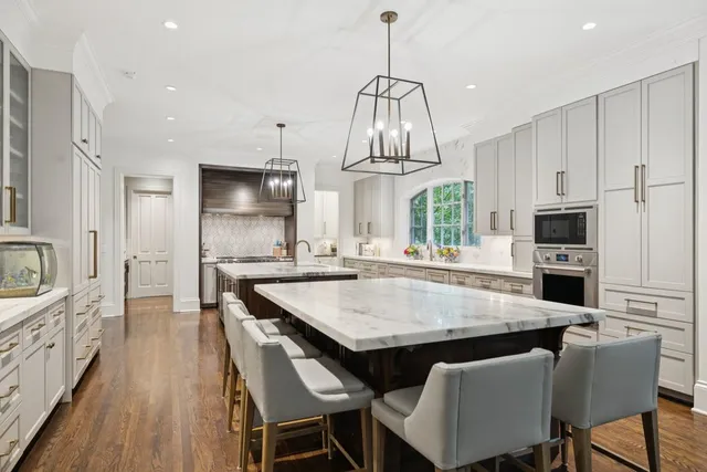 $8,900,000 | 834 Tyne Valley Court, Nashville, TN 37220