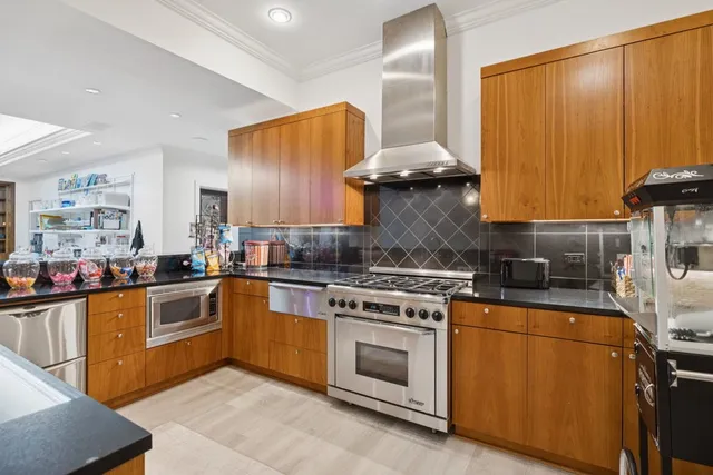 $8,900,000 | 834 Tyne Valley Court, Nashville, TN 37220