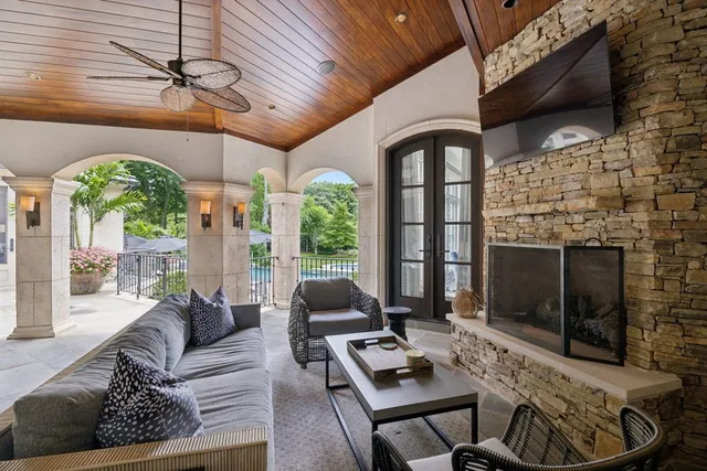 $8,900,000 | 834 Tyne Valley Court, Nashville, TN 37220