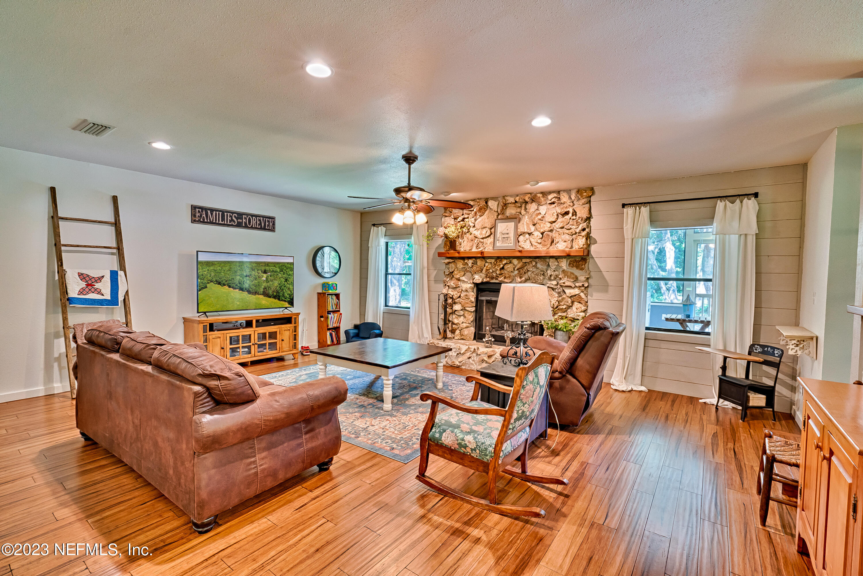 151 Price Road Hawthorne, FL 32640 - Photo 13 of 50 HawthorneHome-SWG_Media-12