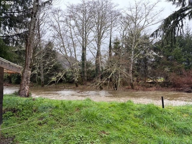 84949 Highway 101 Seaside, OR 97138 - Photo 5 of 5 a view of outdoor space and yard