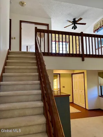 $314,900 | 102 Meadowbrook Drive, Bethlehem, NY 12159