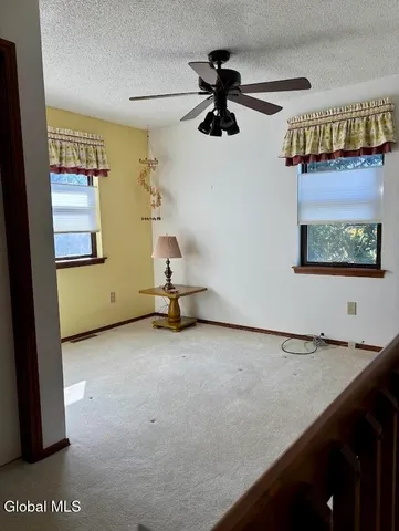 $314,900 | 102 Meadowbrook Drive, Bethlehem, NY 12159