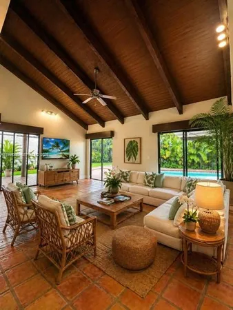 $3,800 | Sunset, Miami, FL 33173