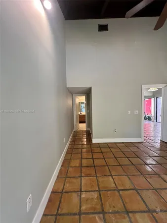 $3,800 | Sunset, Miami, FL 33173