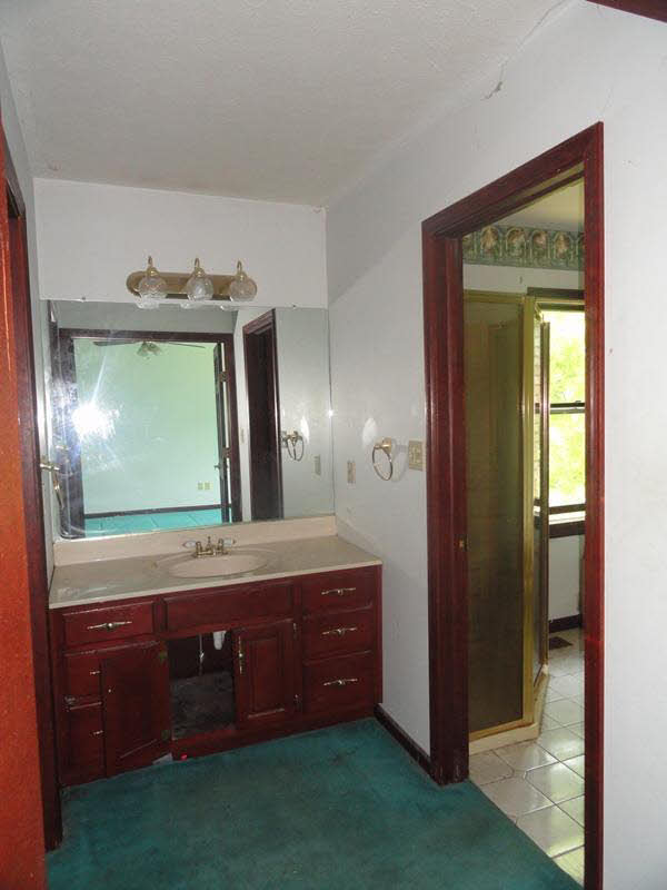 1605 South Hardy Mill Road Lexington, IN 47138 - Photo 15 of 25 Gallery Image 15