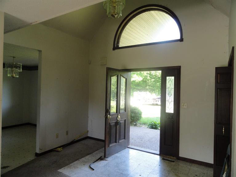 1605 South Hardy Mill Road Lexington, IN 47138 - Photo 9 of 25 Gallery Image 9
