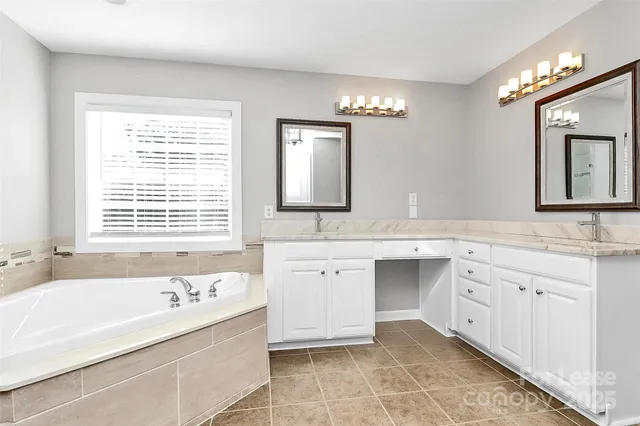 $4,000 | 9607 Royal Colony Drive, Unit 58, Waxhaw, NC 28173