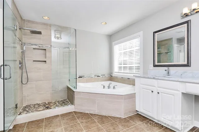 $4,000 | 9607 Royal Colony Drive, Unit 58, Waxhaw, NC 28173