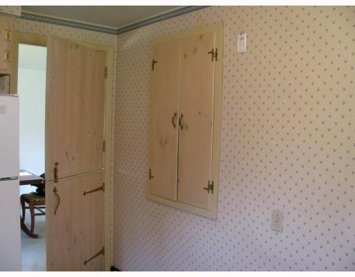770 Peairs Road Elizabeth, PA 15037 - Photo 11 of 18 Kitchen.