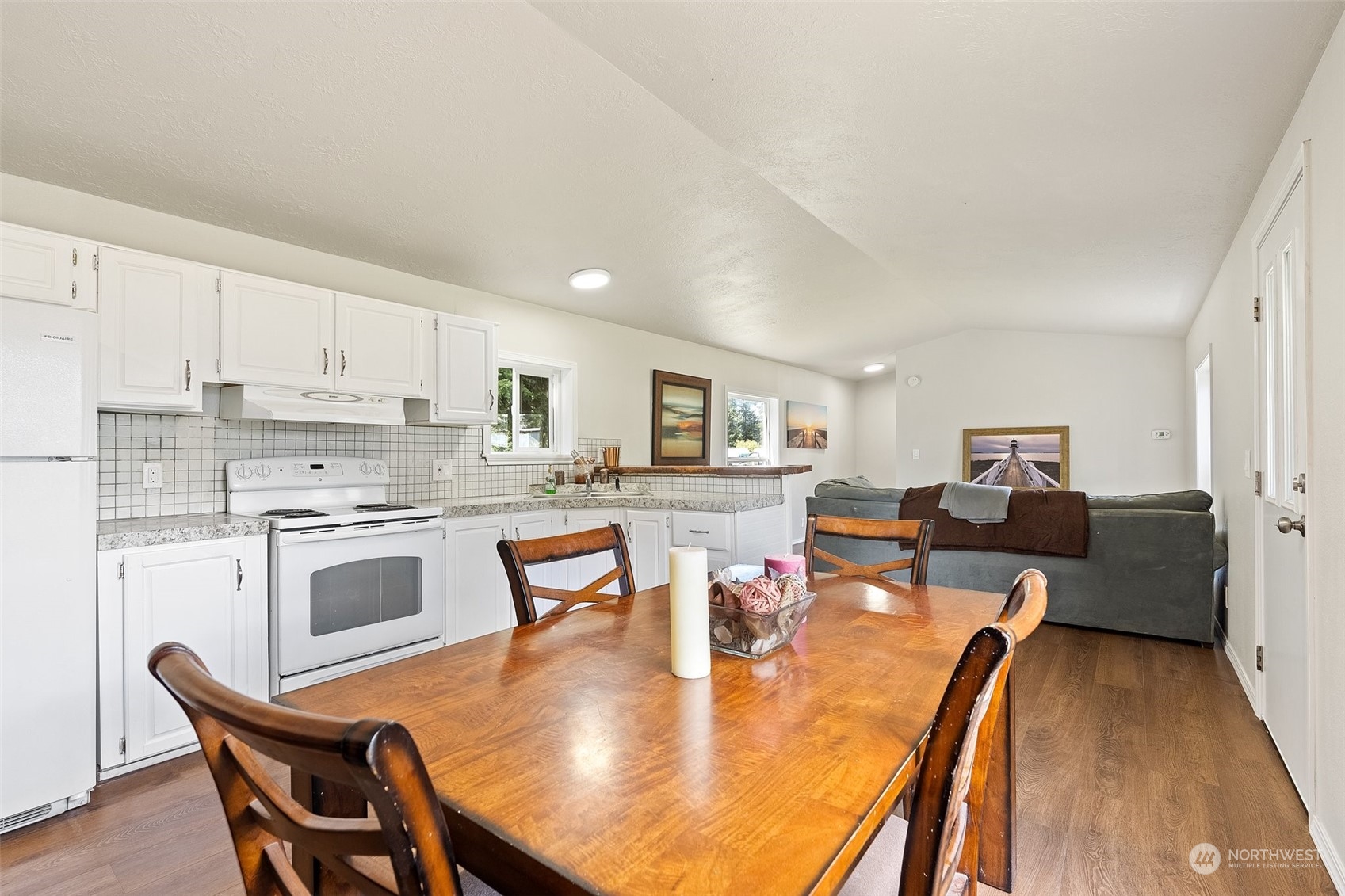 9914 180th Way Southwest Rochester, WA 98579 - Photo 5 of 23