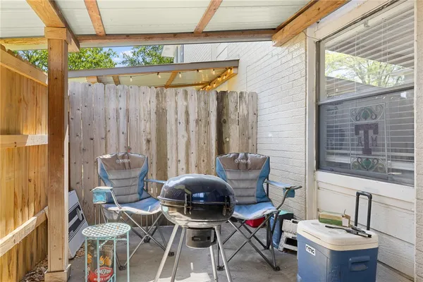 $185,000 | 1407 Airline Drive, Unit B, College Station, TX 77845