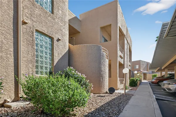 $189,990 | 2193 Aspen Mirror Way, Unit 102, Laughlin, NV 89029