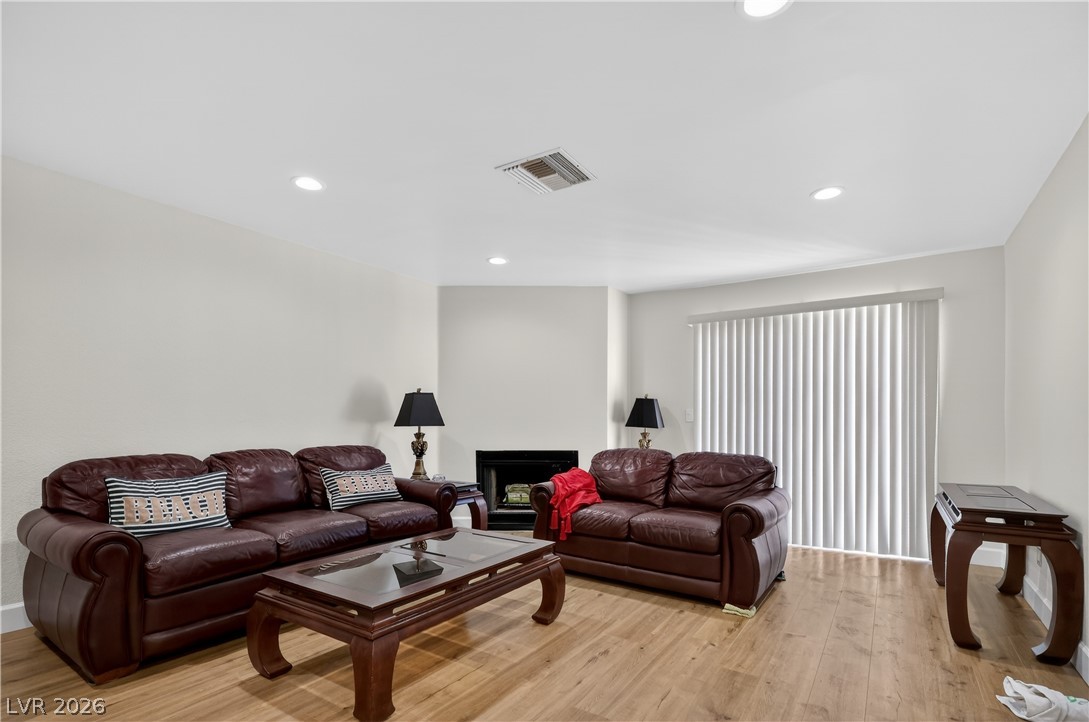 2193 Aspen Mirror Way, Unit 102 Laughlin, NV 89029 - Photo 2 of 28