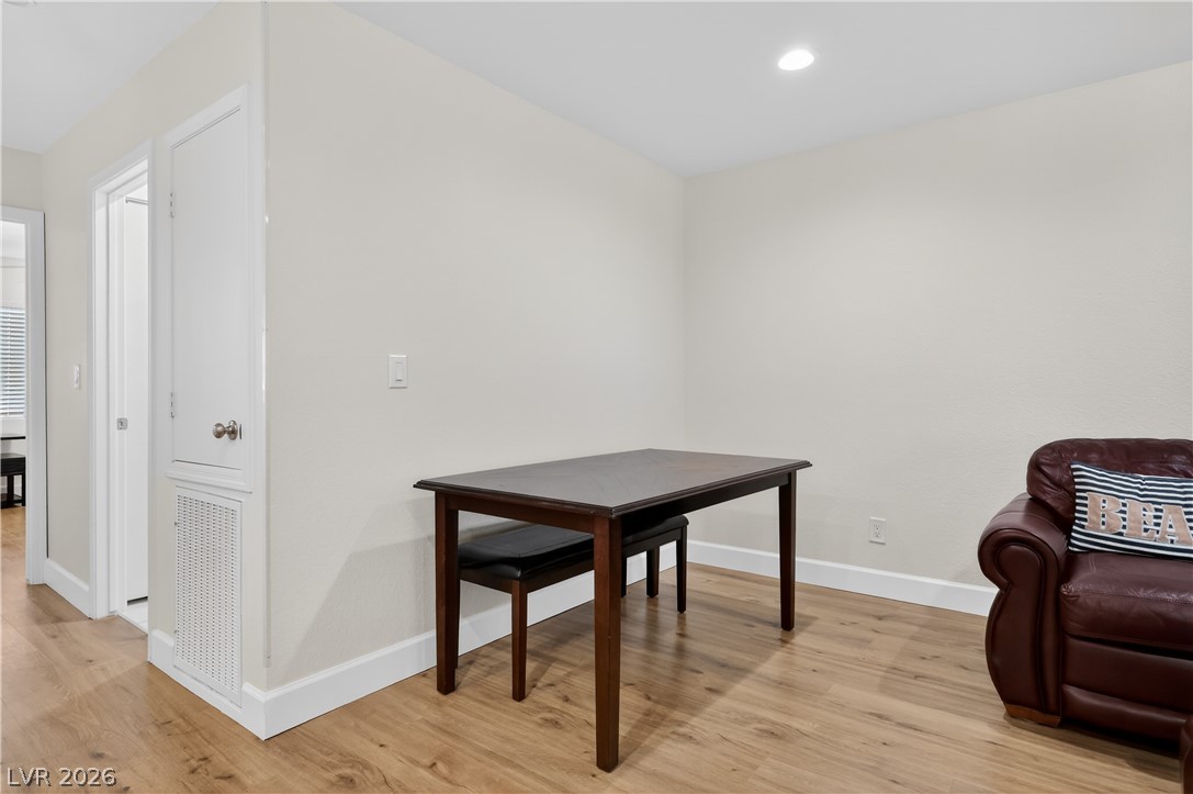 2193 Aspen Mirror Way, Unit 102 Laughlin, NV 89029 - Photo 7 of 28