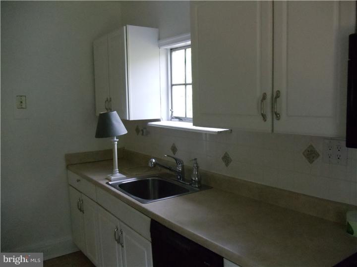 625 North Cedar Road Jenkintown, PA 19046 - Photo 14 of 25 Gallery Image 14