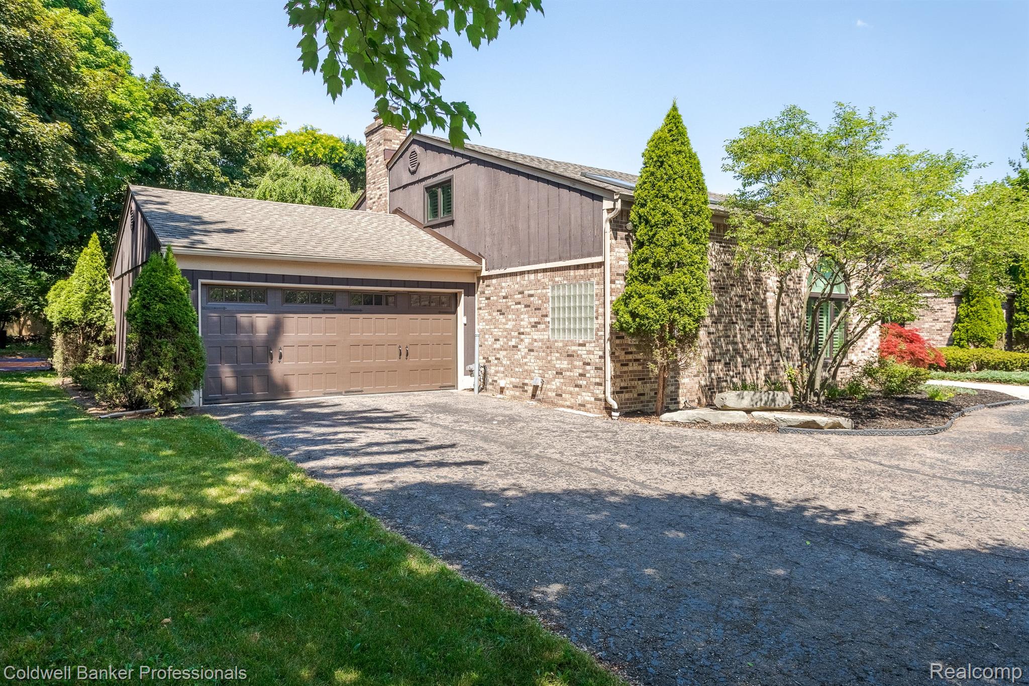 26347 Pleasant Valley Road Farmington, MI 48331 - Photo 7 of 53