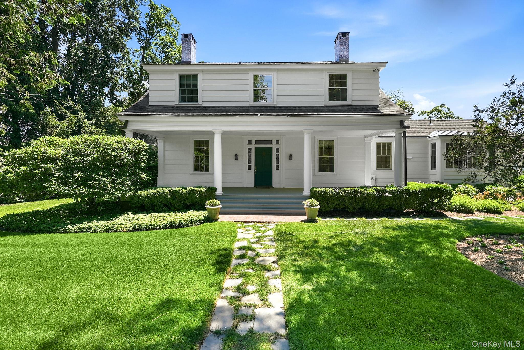 455 Polly Park Road Rye, NY 10580 - Photo 5 of 47